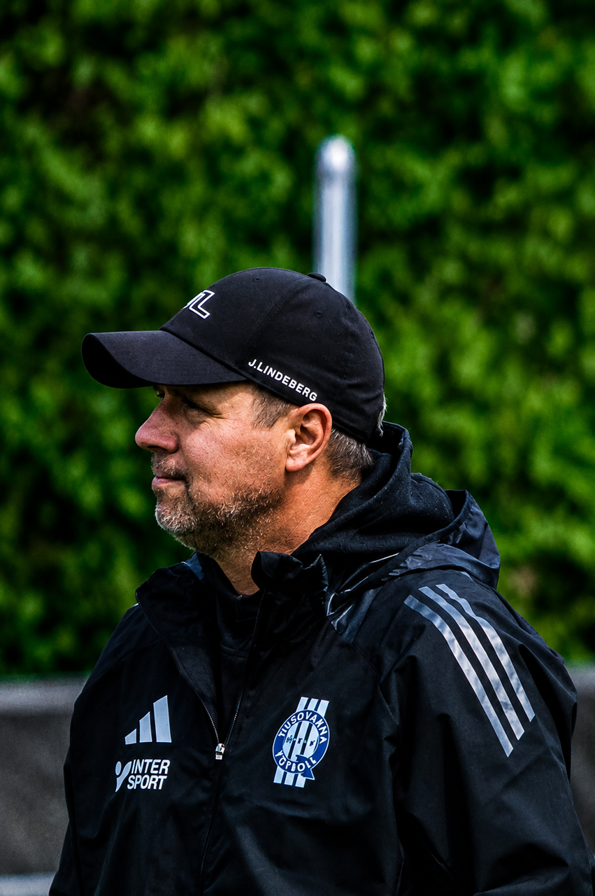 Förändring i ledarstaben i HFF Dam