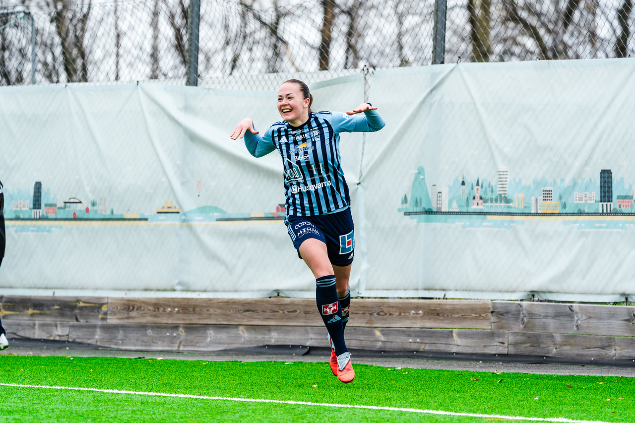 Dam tar emot Örebro SK – Herrarna åker till Värmland.